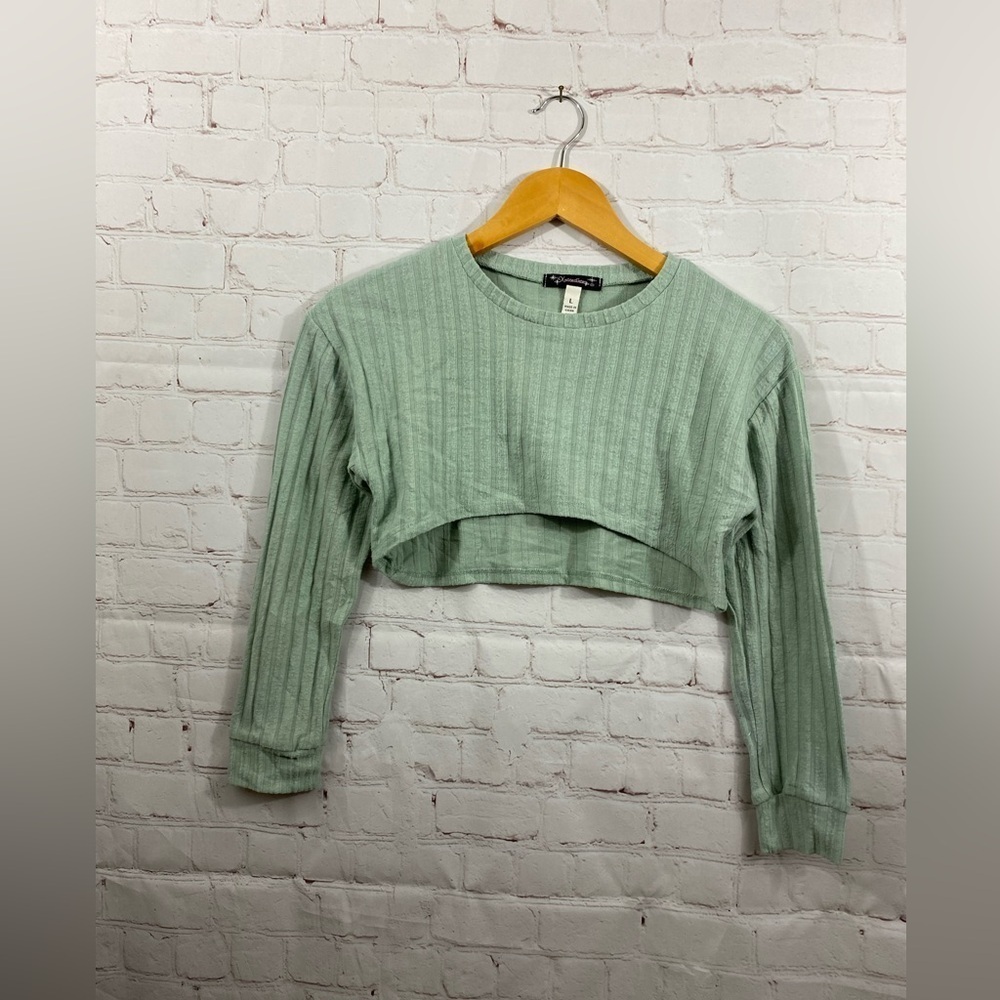 Xtraordinary Super Cropped Festival Long Sleeve Sweater Top Womens Size Large